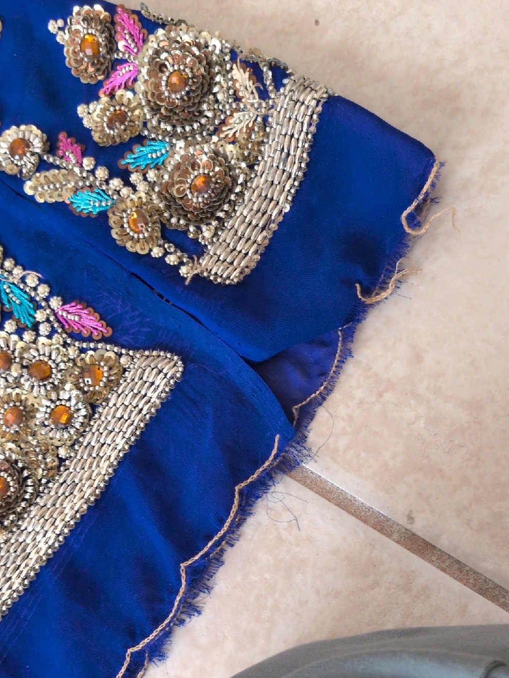 Handmade 2 Piece Blue Embellished Indian Dress Lehenga Size Small - Picture 7 of 12